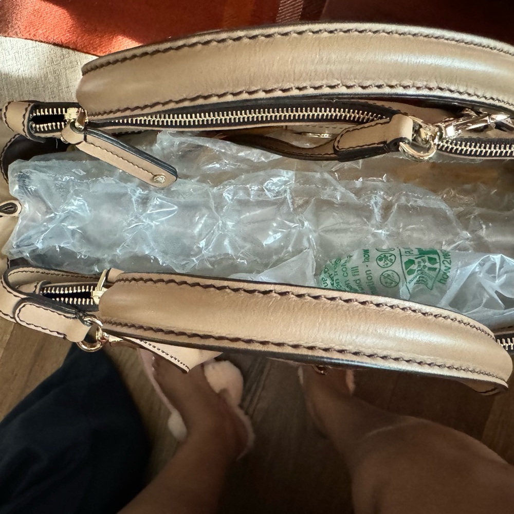 The iconic Tod's D Bag - Picture 2 of 5